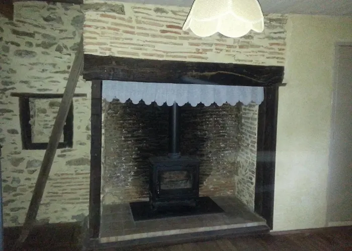 Dom wakacyjny Chaleureuse Petite Maison Avec Jardin *