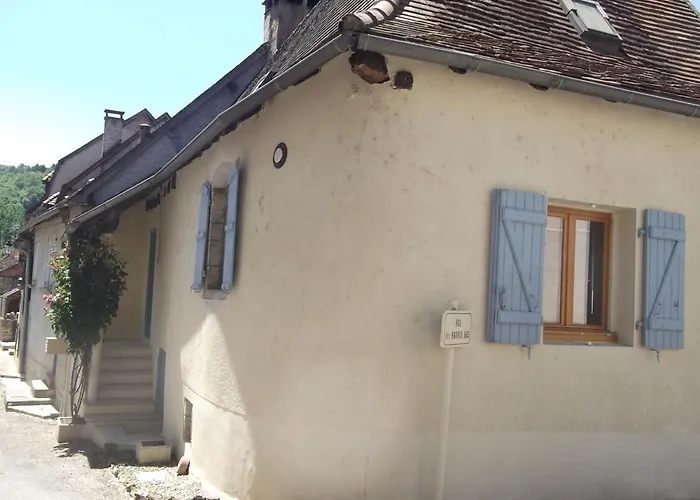 Chaleureuse Petite Maison Avec Jardin