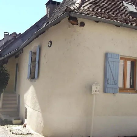 Chaleureuse Petite Maison Avec Jardin